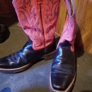 Womans Ariat cowgirl boots
